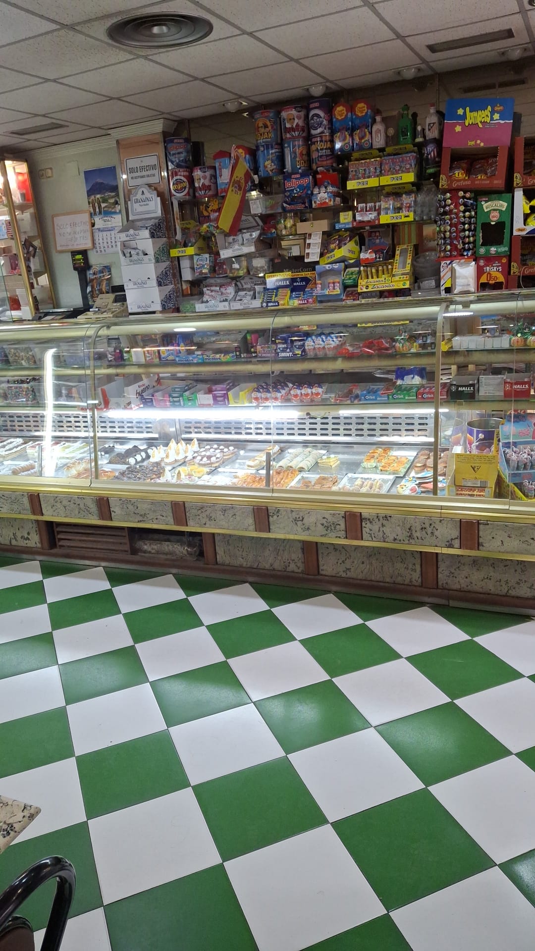 Cafeteria - Pastelería Virgen del Pilar 6