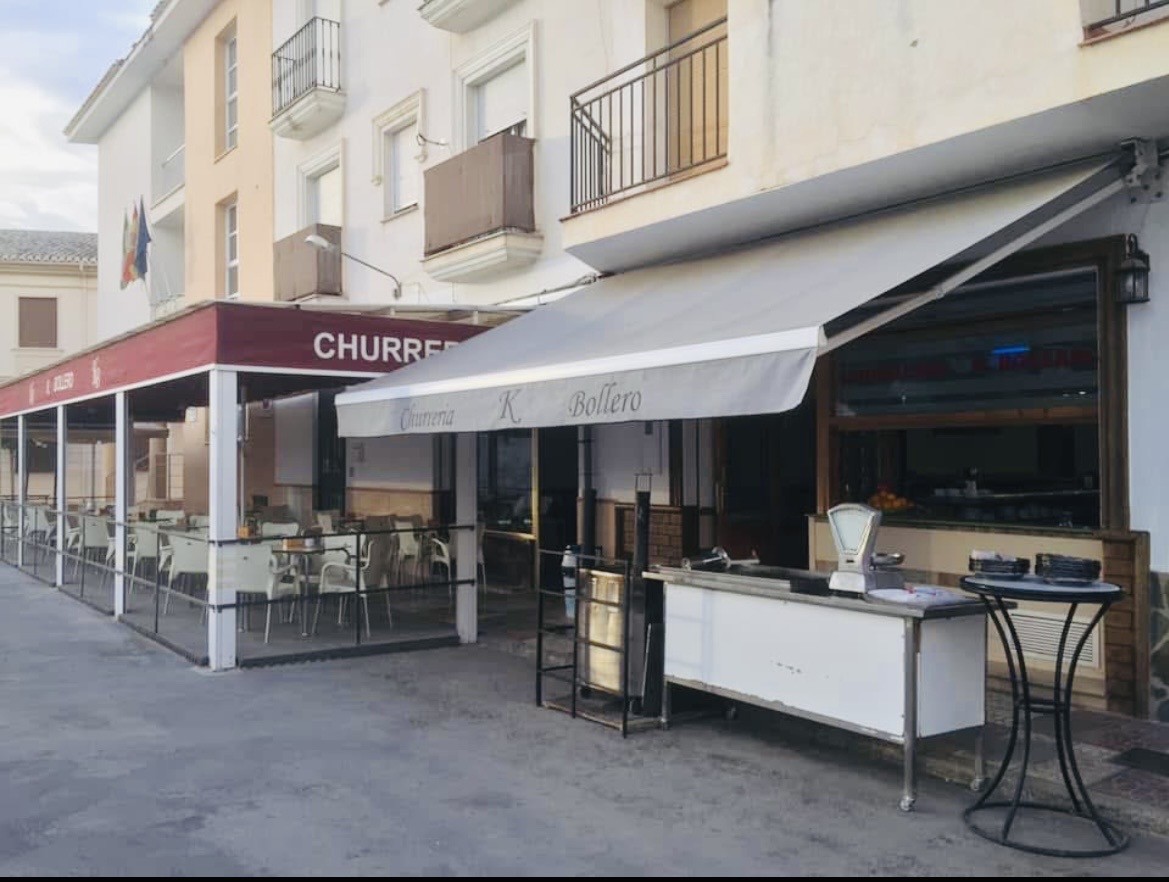 Cafeteria El Bollero 8